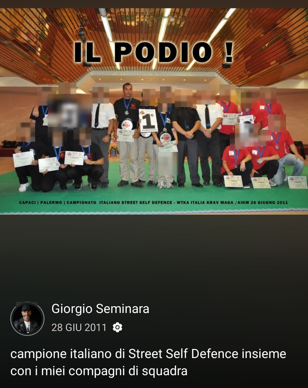 Campione Italiano di Street Self Defense 2011, insieme ai compagni di squadra